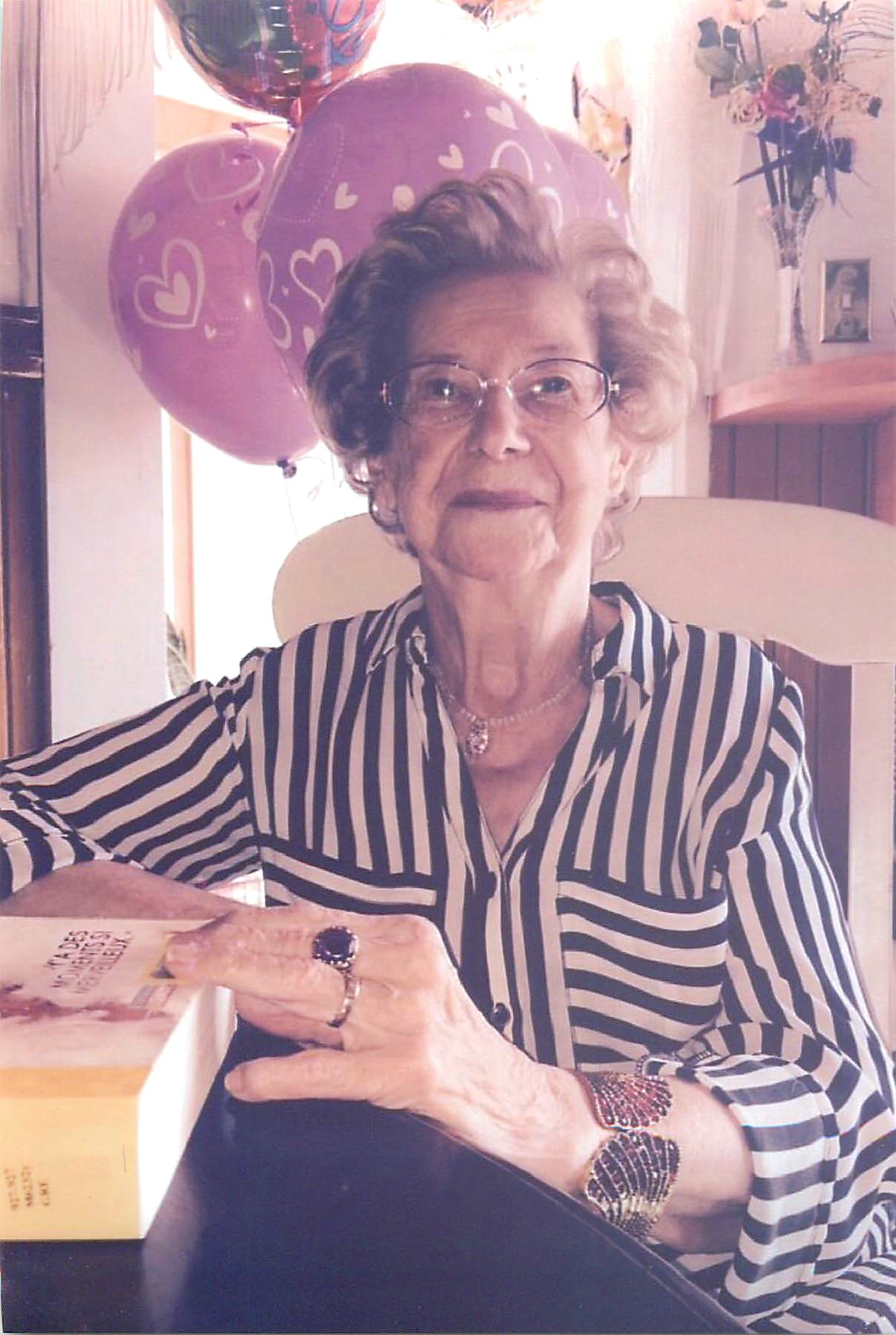 Lorraine Robitaille Thibeault